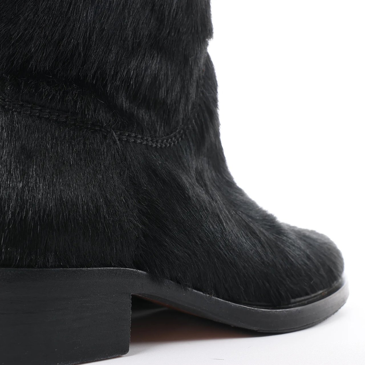 Chanel Coco Mark Cowhide Ankle Boots in Black G30120, Size 39C EU Zwart