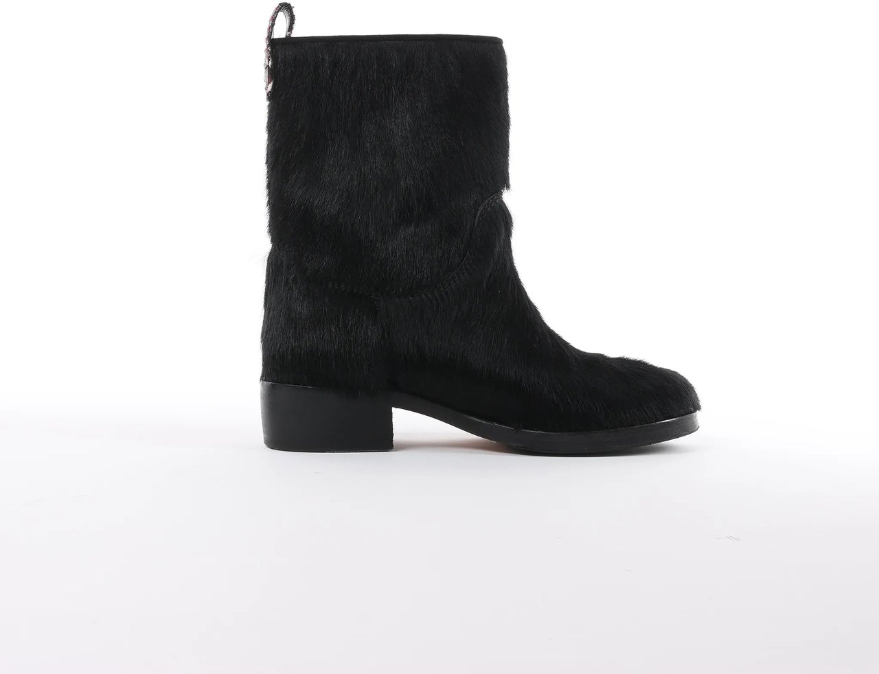 Chanel Coco Mark Cowhide Ankle Boots in Black G30120, Size 39C EU Zwart