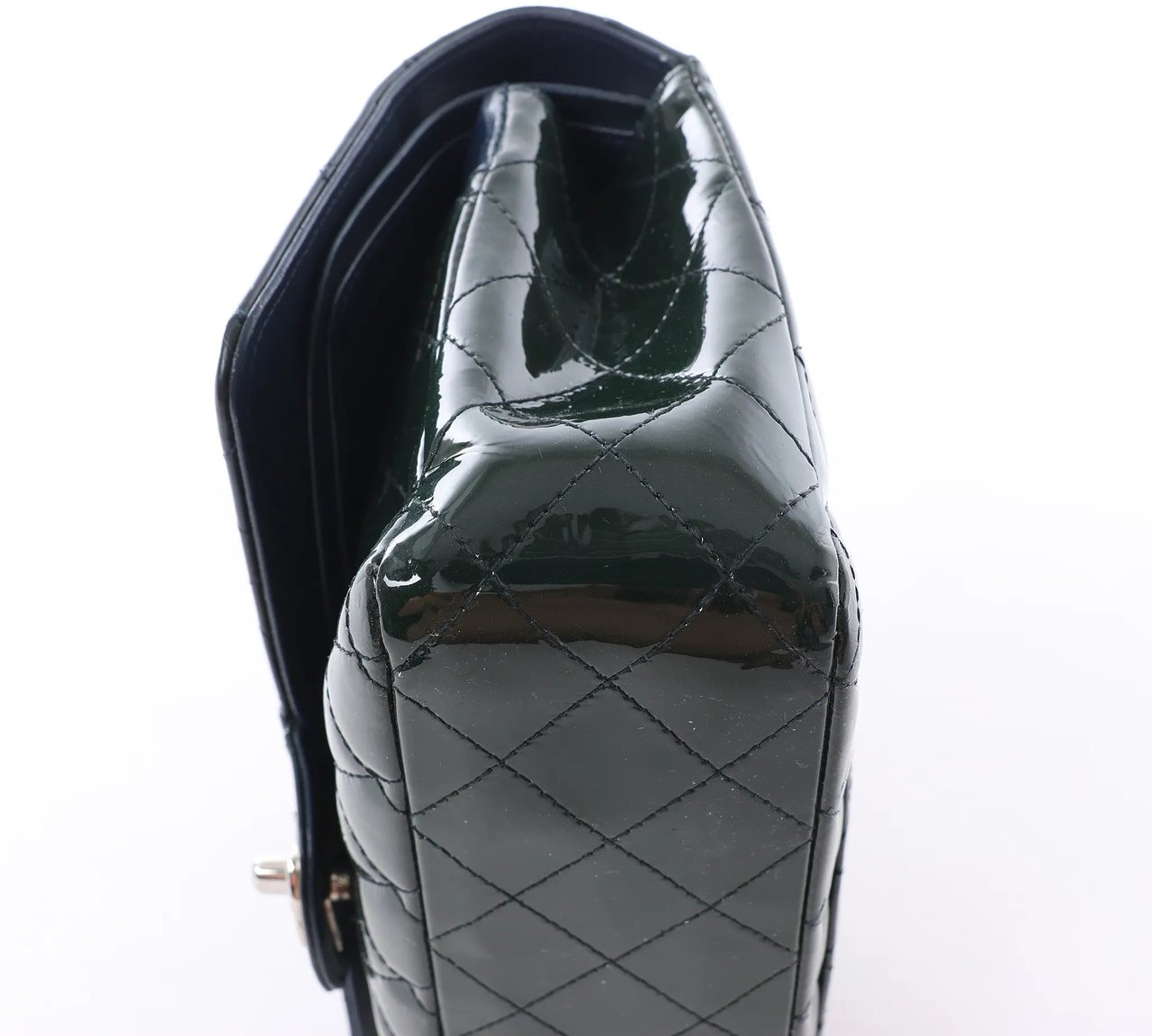 Chanel Classic Matelasse 25 Patent Leather Double Flap Double Chain Shoulder Bag in Green A01112 Divers