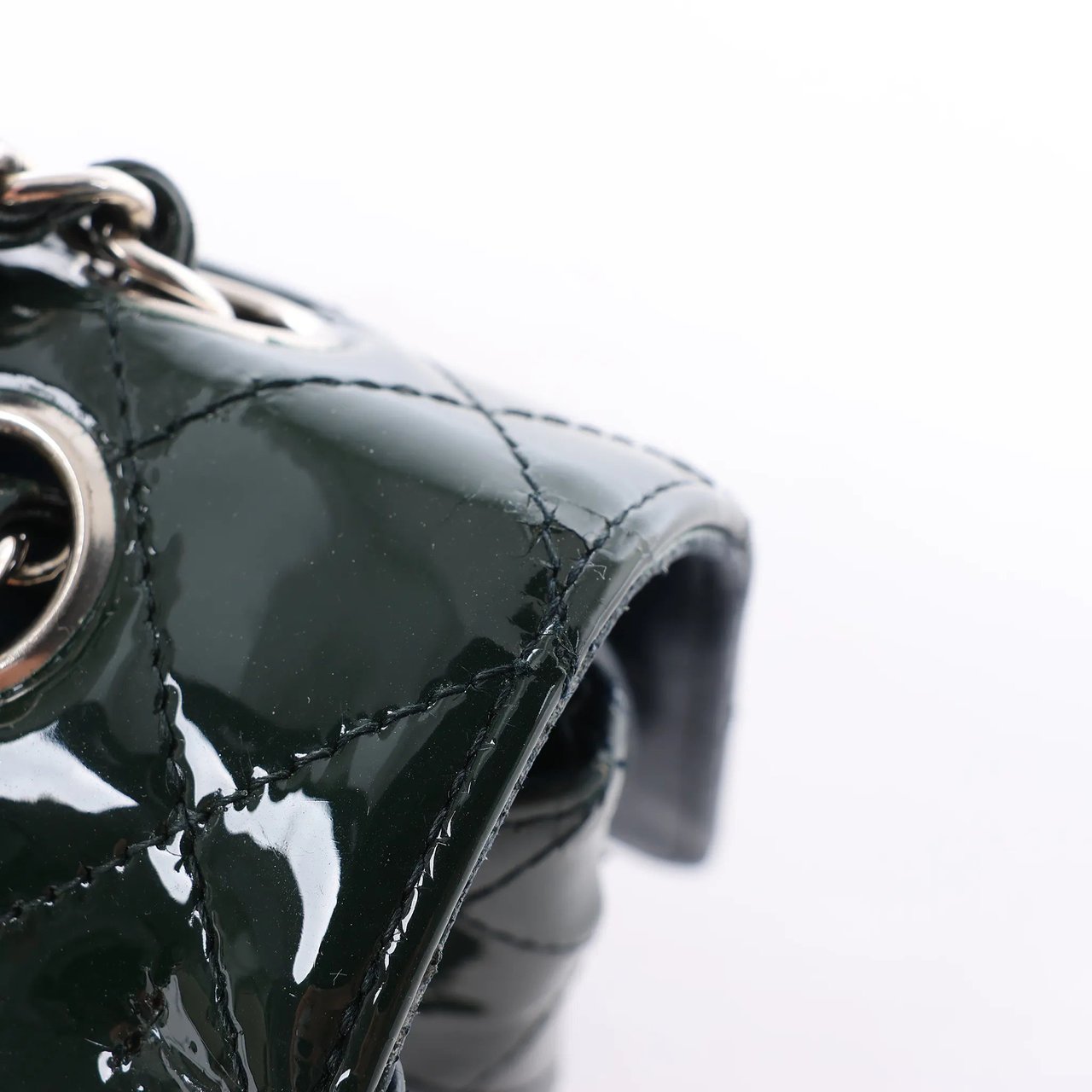Chanel Classic Matelasse 25 Patent Leather Double Flap Double Chain Shoulder Bag in Green A01112 Divers