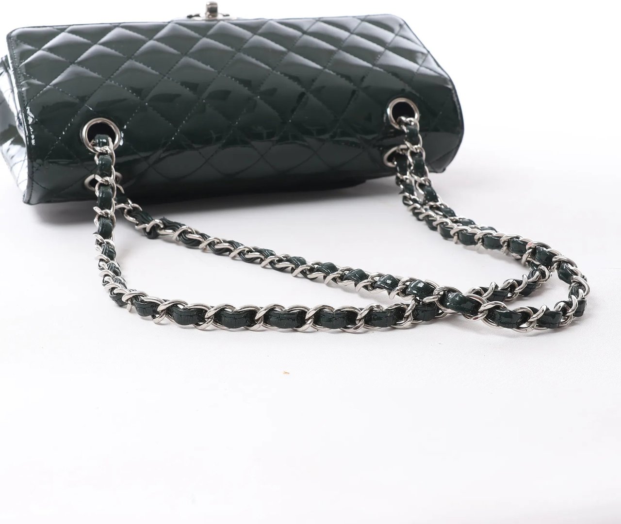 Chanel Classic Matelasse 25 Patent Leather Double Flap Double Chain Shoulder Bag in Green A01112 Divers