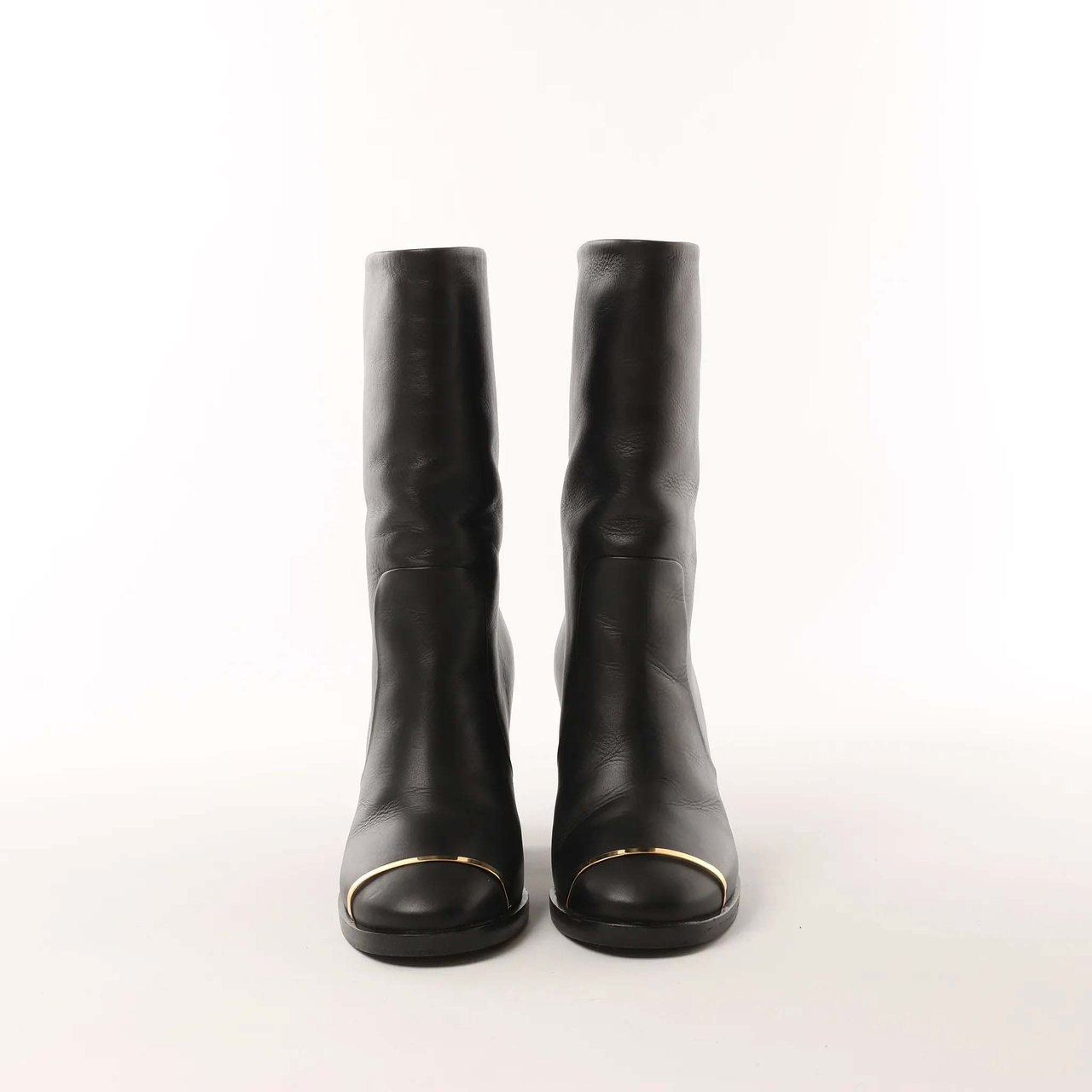 Chanel Coco Mark Leather Boots in Black x Gold G28737, Size 37C EU Zwart