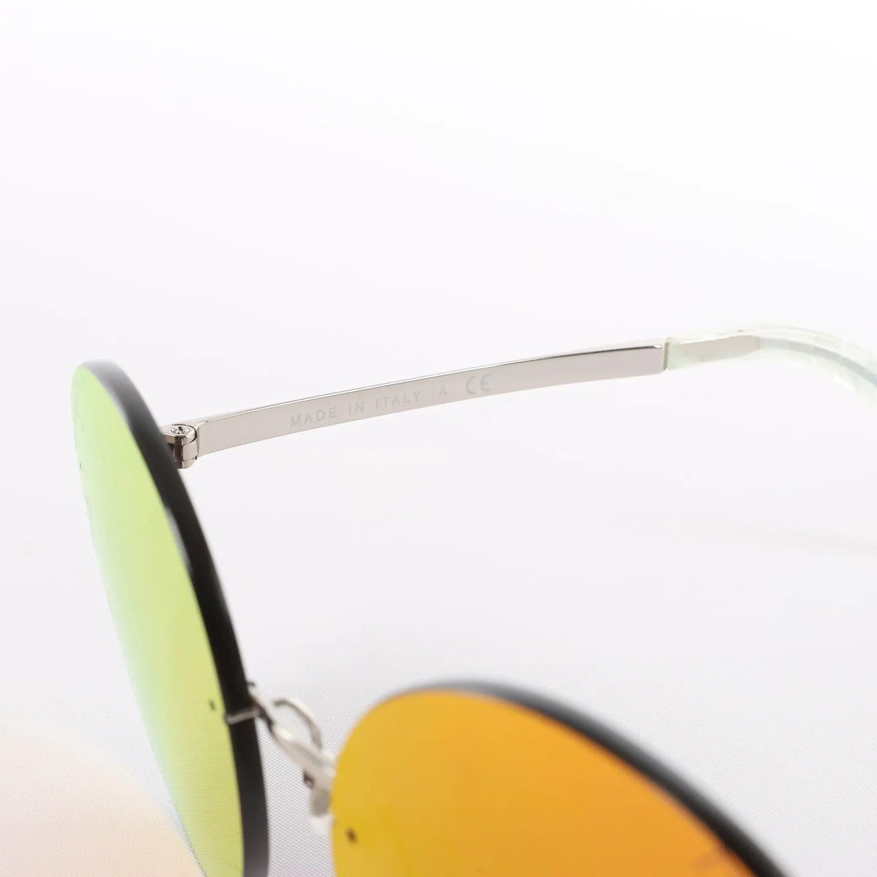 Chanel Mirrored Sunglasses in Red CH4216 Divers