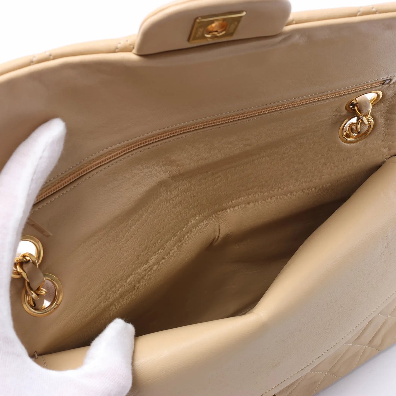 Chanel Classic Matelasse 25 Leather Double Flap Chain Crossbody Bag in Beige Beige