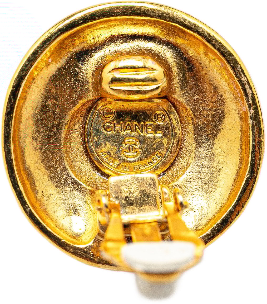 Chanel Gold Plated CC Date Clip On Earrings Goud