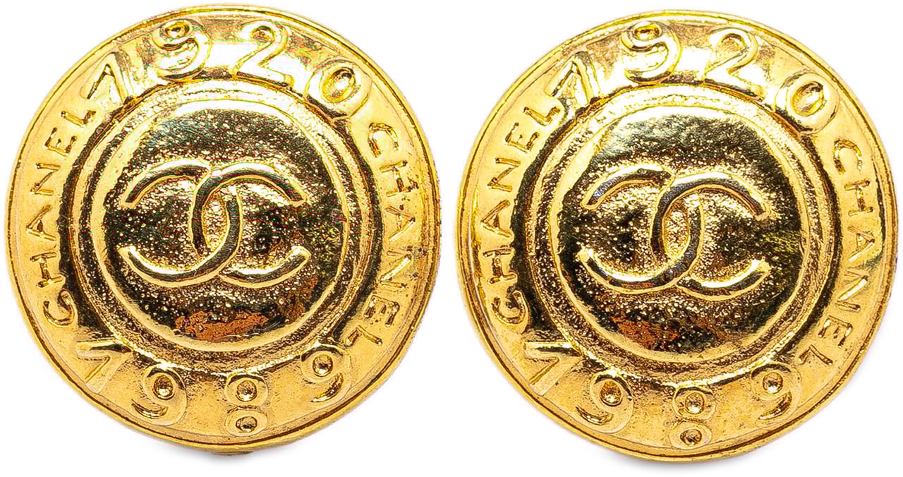 Chanel Gold Plated CC Date Clip On Earrings Goud