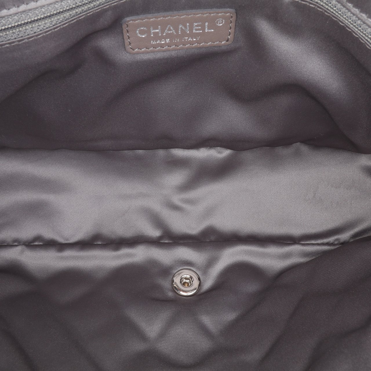 Chanel Jumbo Quilted Lambskin Coco Rain Flap Bruin