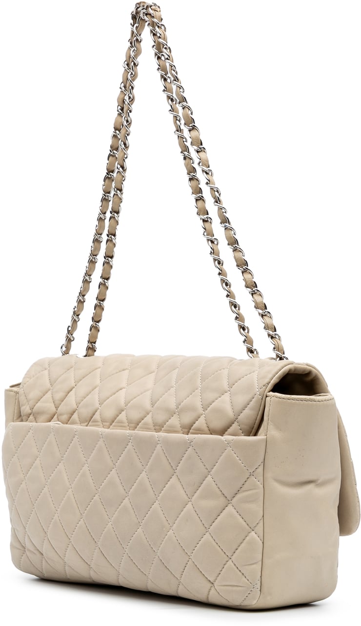 Chanel Jumbo Quilted Lambskin Coco Rain Flap Bruin