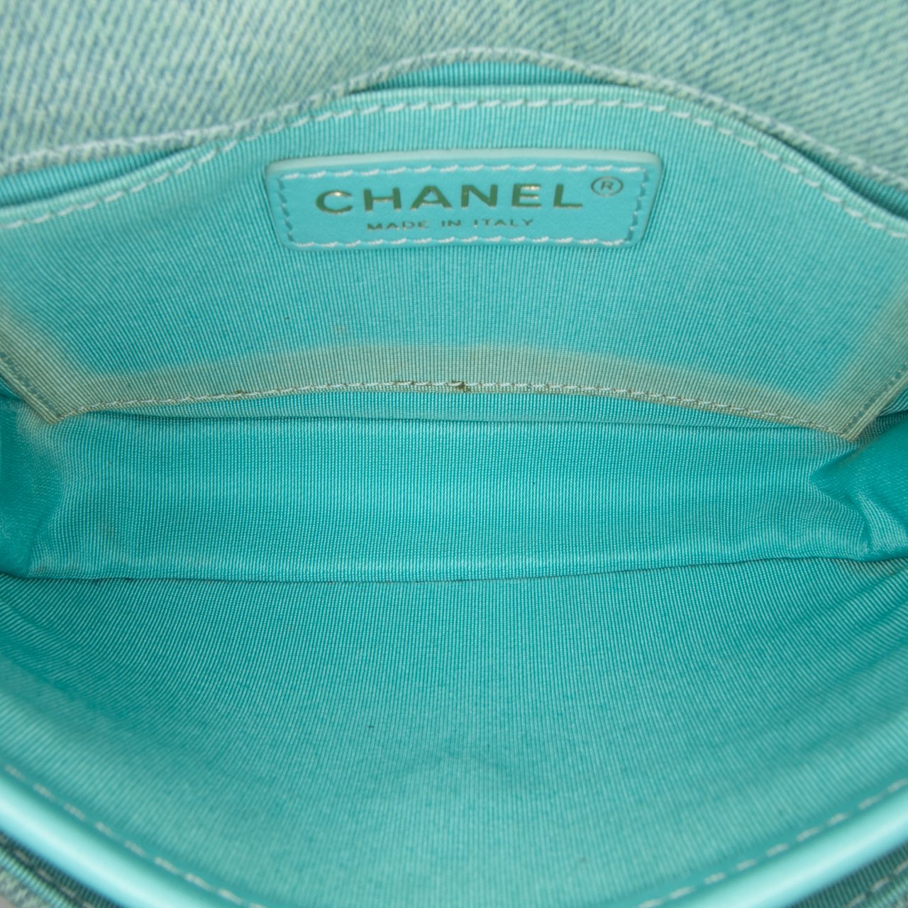Chanel Mini CC Quilted Denim Messenger Flap Blauw