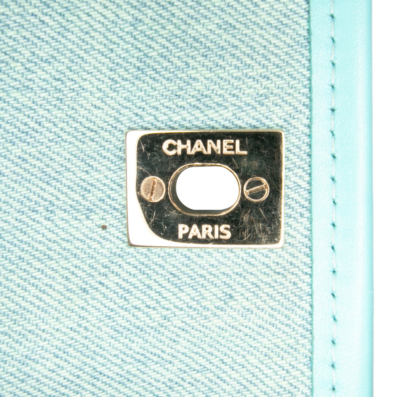 Chanel Mini CC Quilted Denim Messenger Flap Blauw