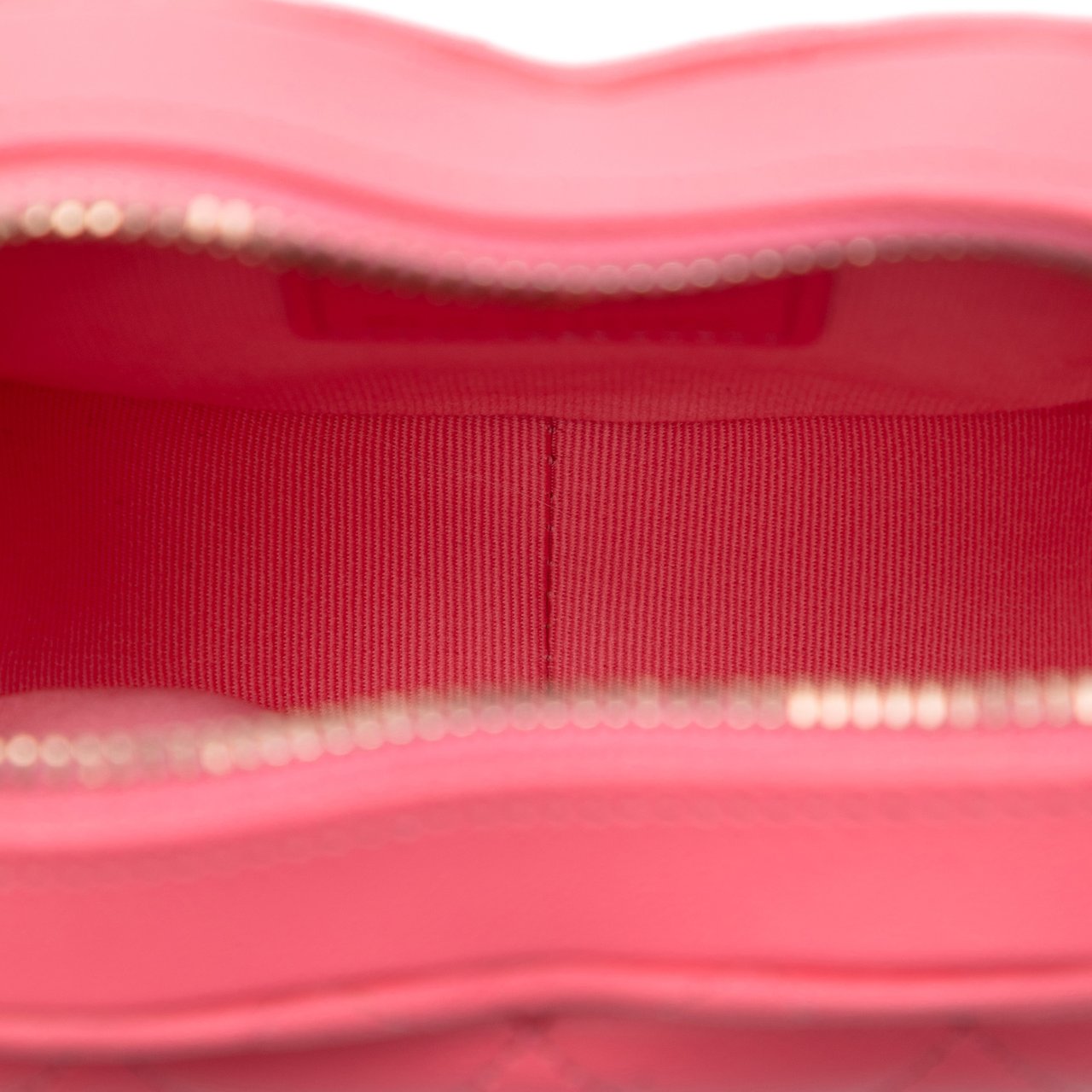 Chanel Mini Lambskin CC in Love Heart Crossbody Roze