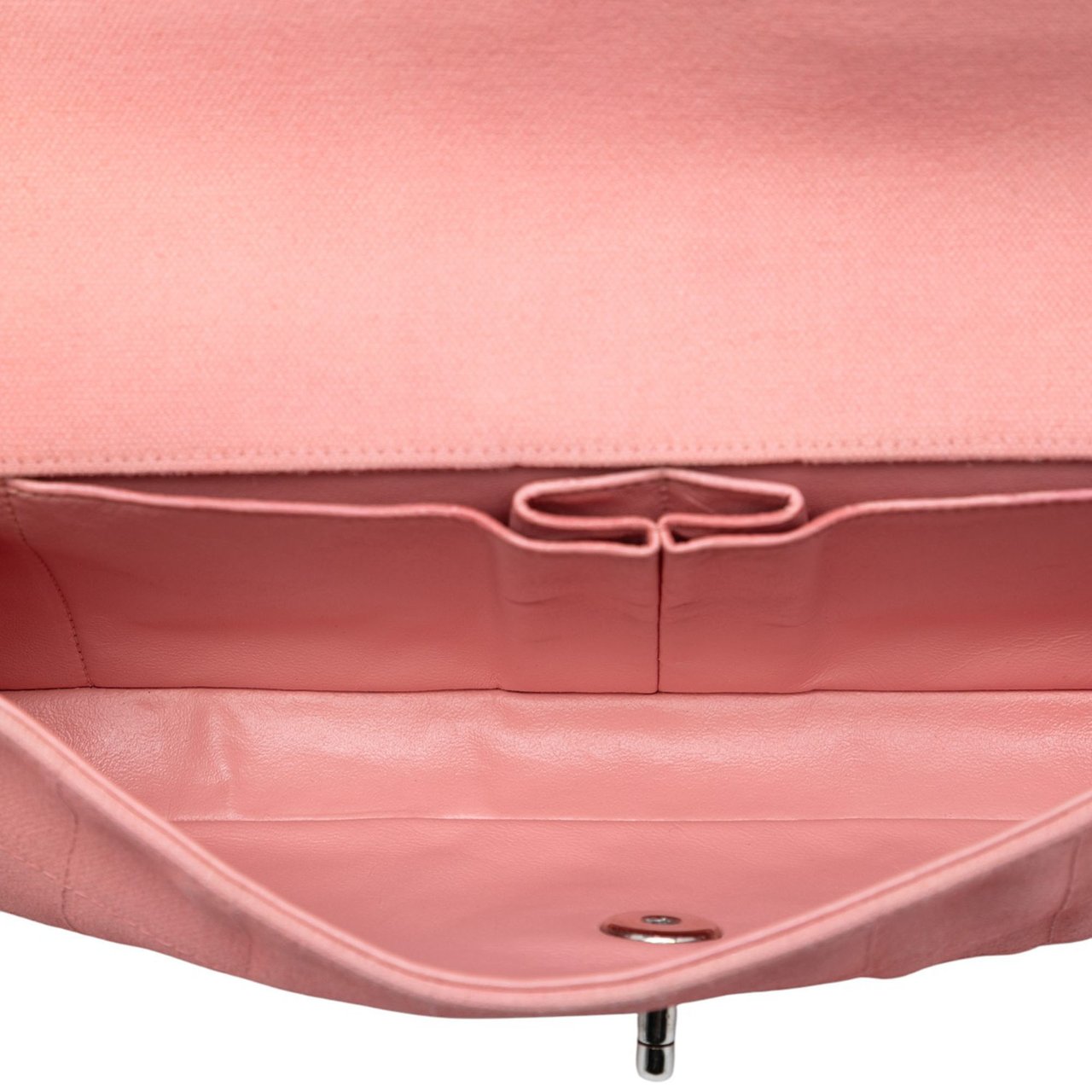 Chanel Chocolate Bar Canvas East West Flap Roze