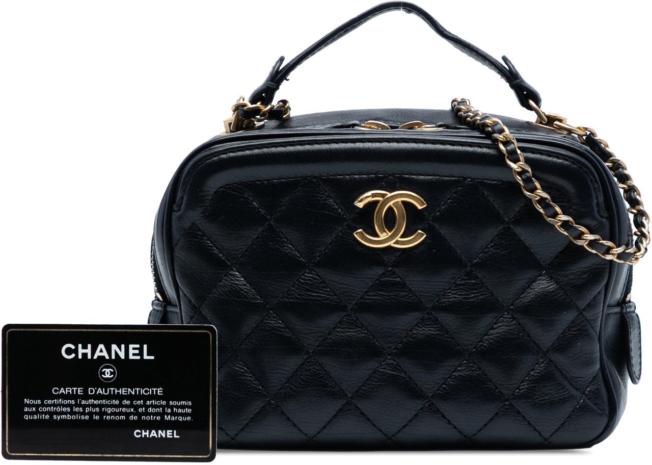 Chanel Small CC Quilted Lambskin Top Handle Vanity Case with Chain Zwart