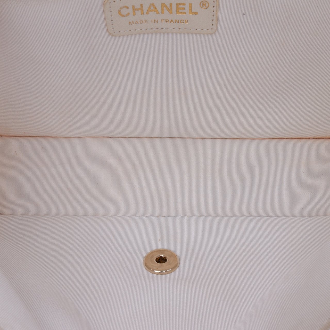 Chanel Medium CC Quilted Caviar Buckle Strap Messenger Bag Bruin