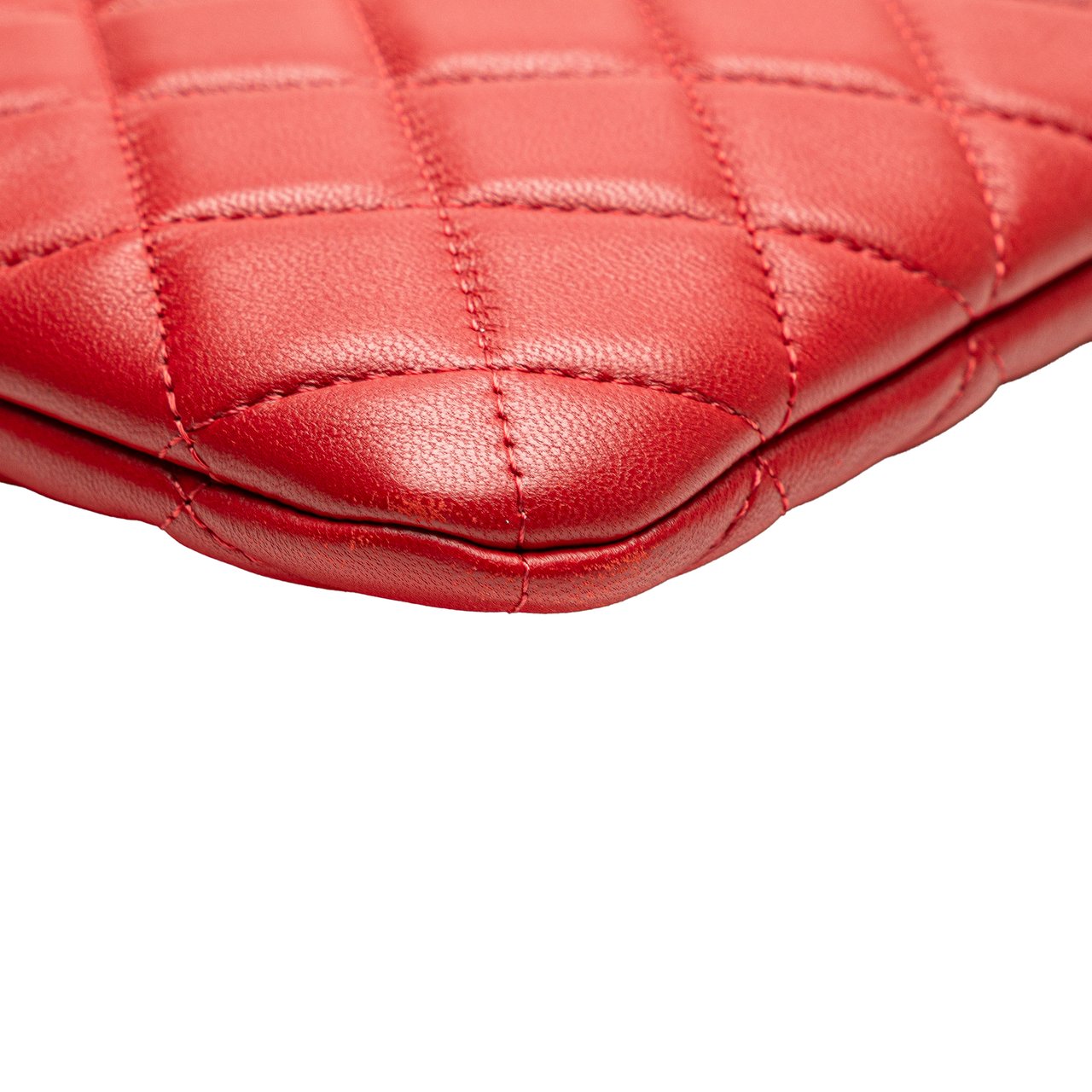Chanel Medium Quilted Lambskin O Case Clutch Rood