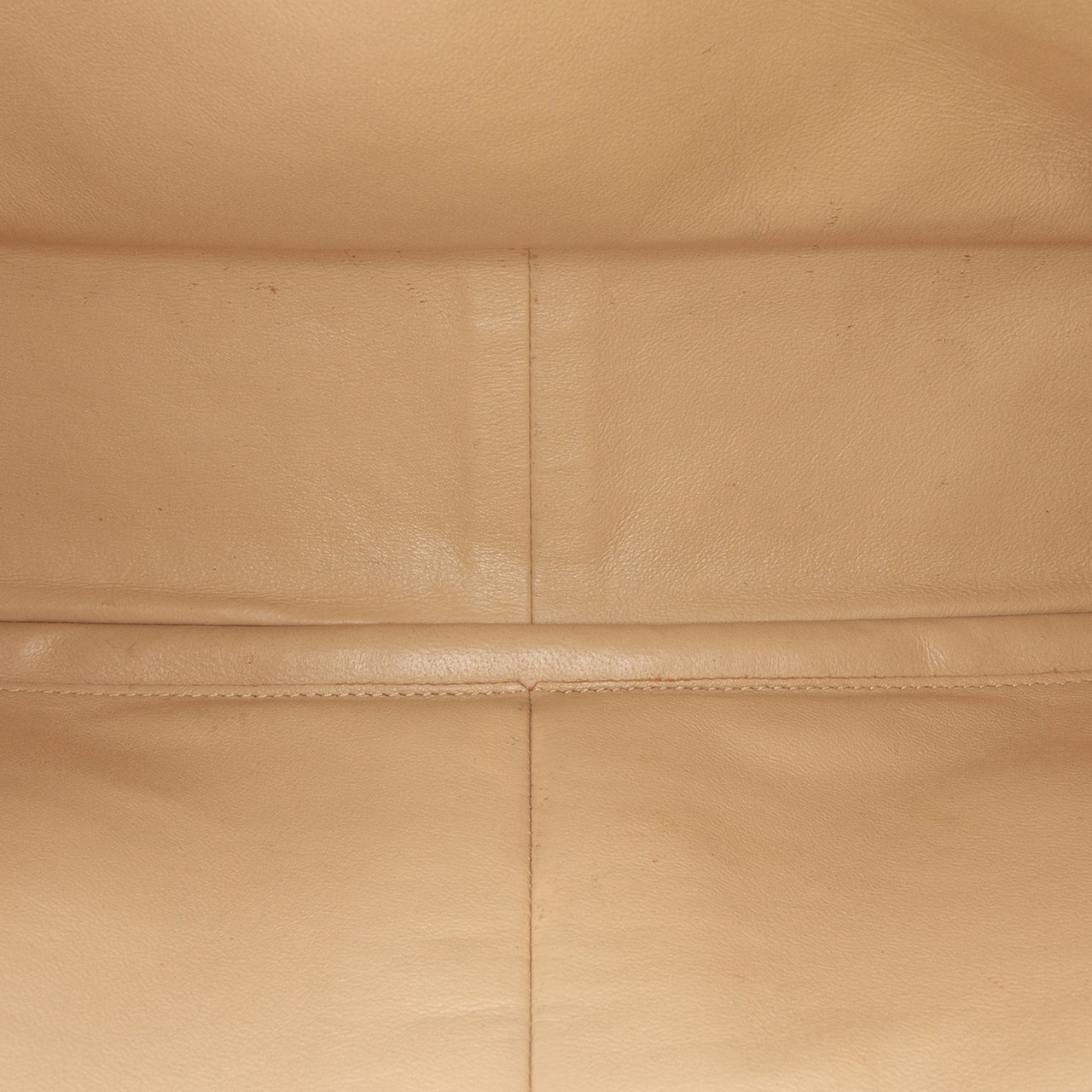 Chanel Jumbo Classic Caviar Double Flap Bruin