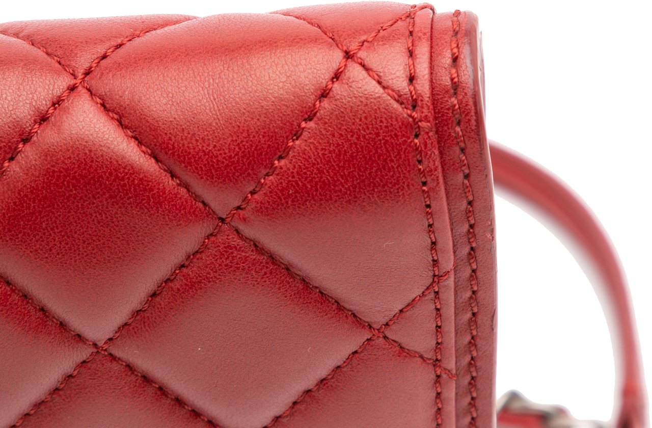 Chanel Medium Quilted Lambskin Citizen Flap Rood