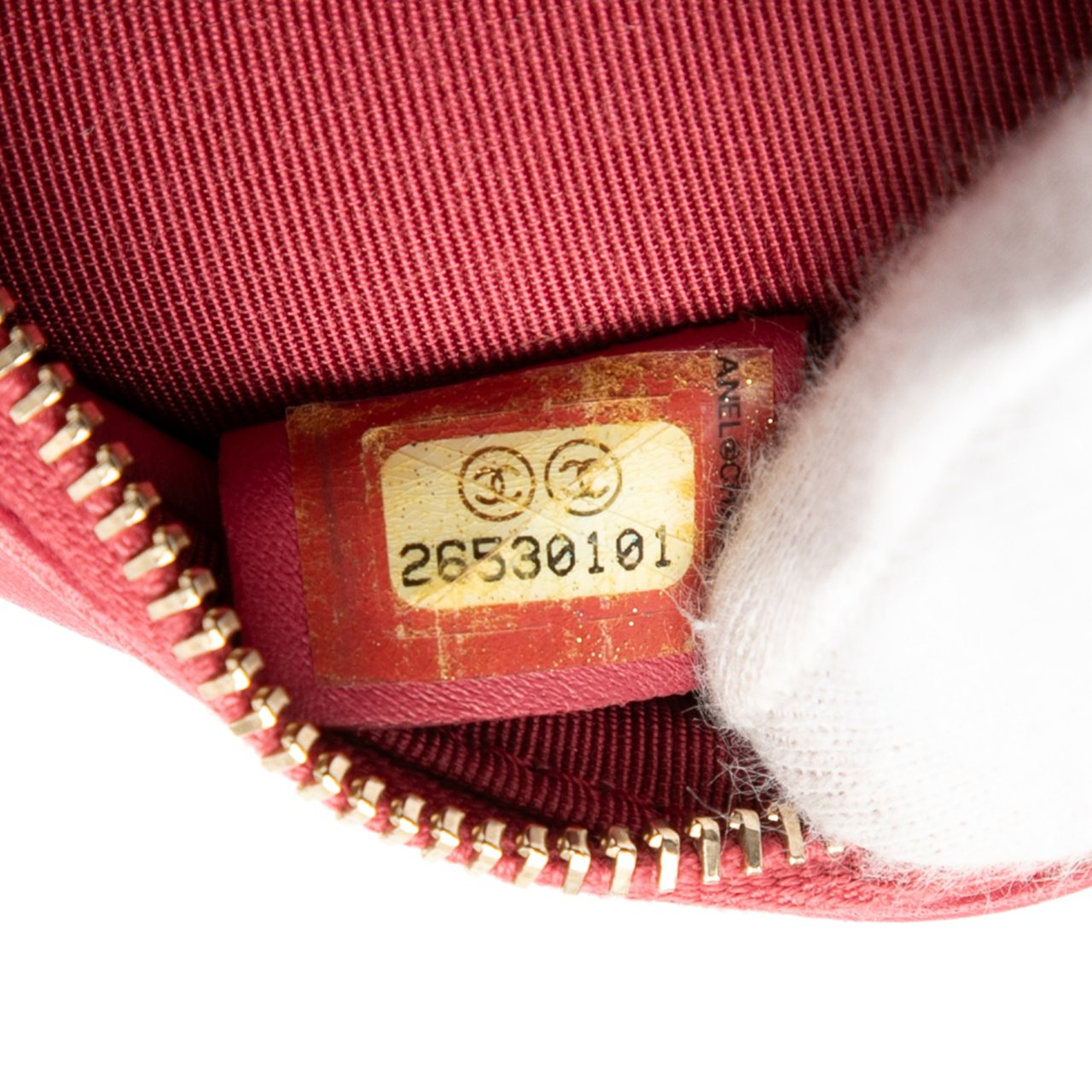 Chanel CC Quilted Lambskin Round Clutch With Chain Roze