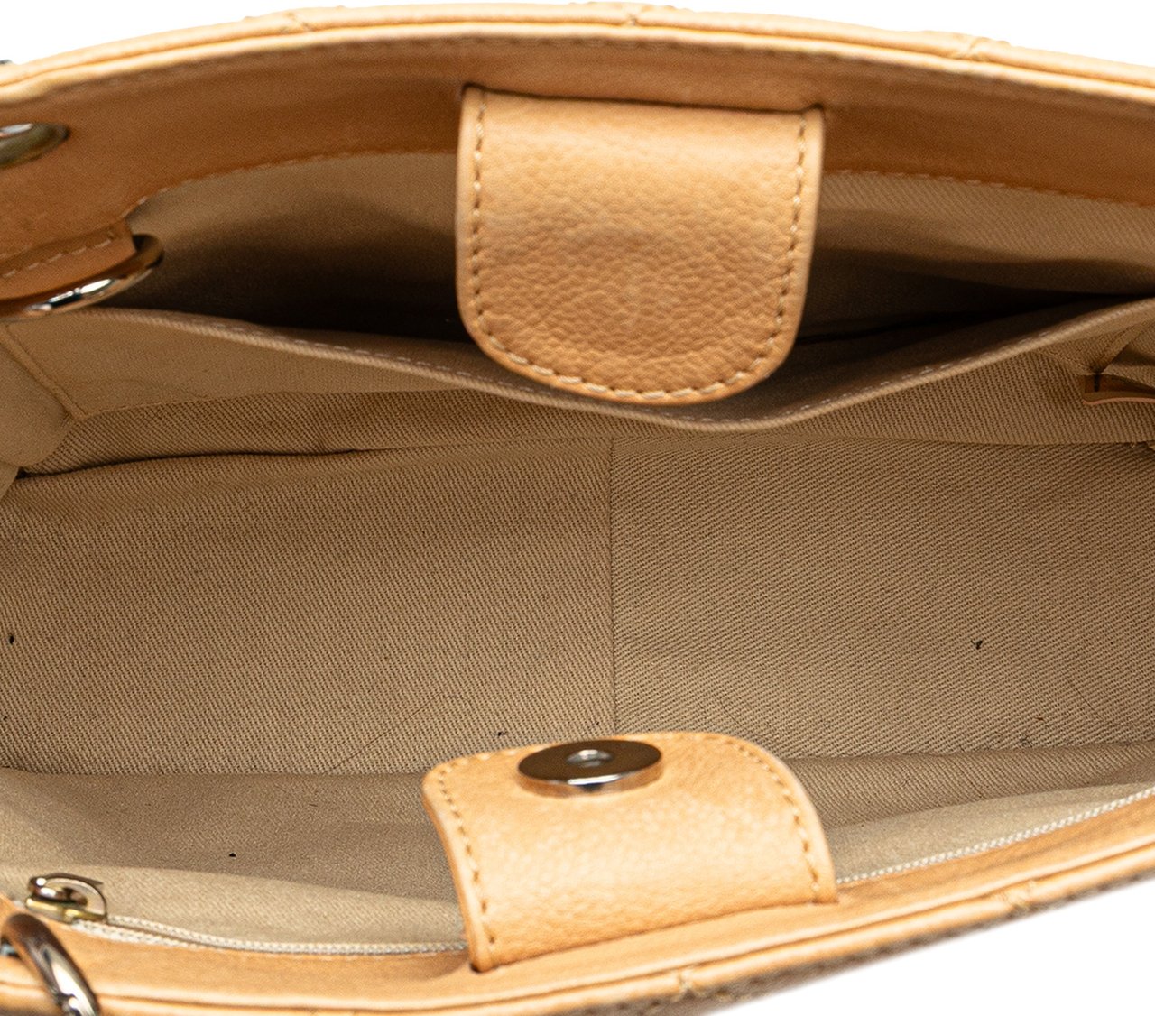 Chanel Caviar Petite Shopping Tote Bruin