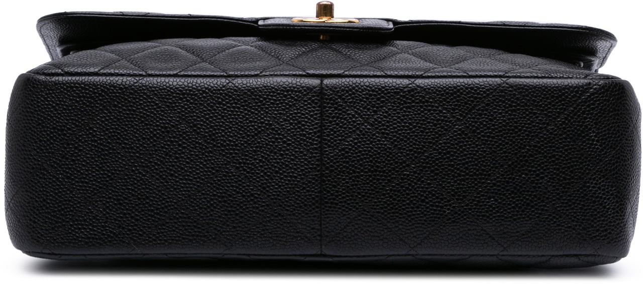 Chanel Jumbo Classic Caviar Double Flap Zwart