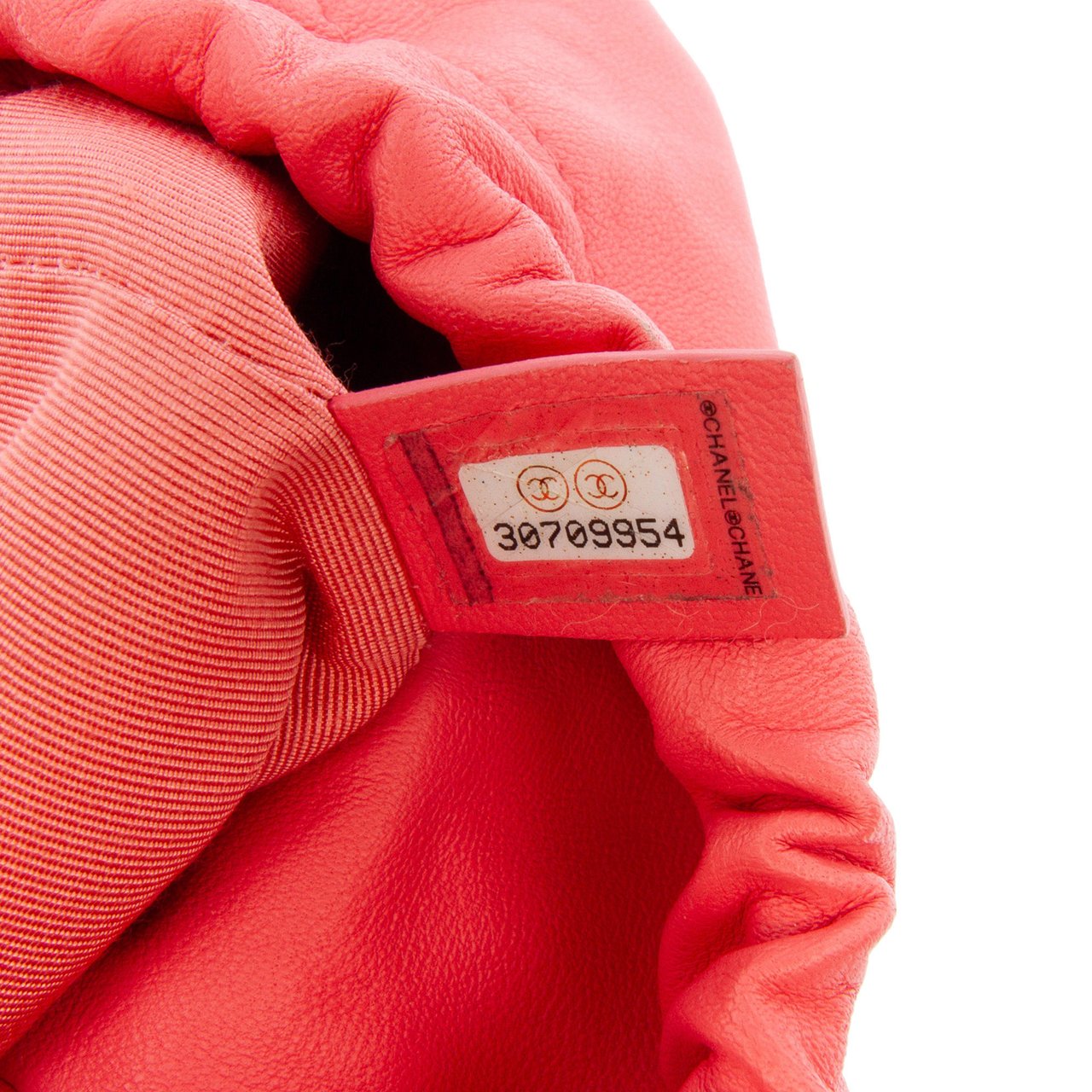 Chanel Lambskin CC Chain Frame Drawstring Bucket Bag Roze