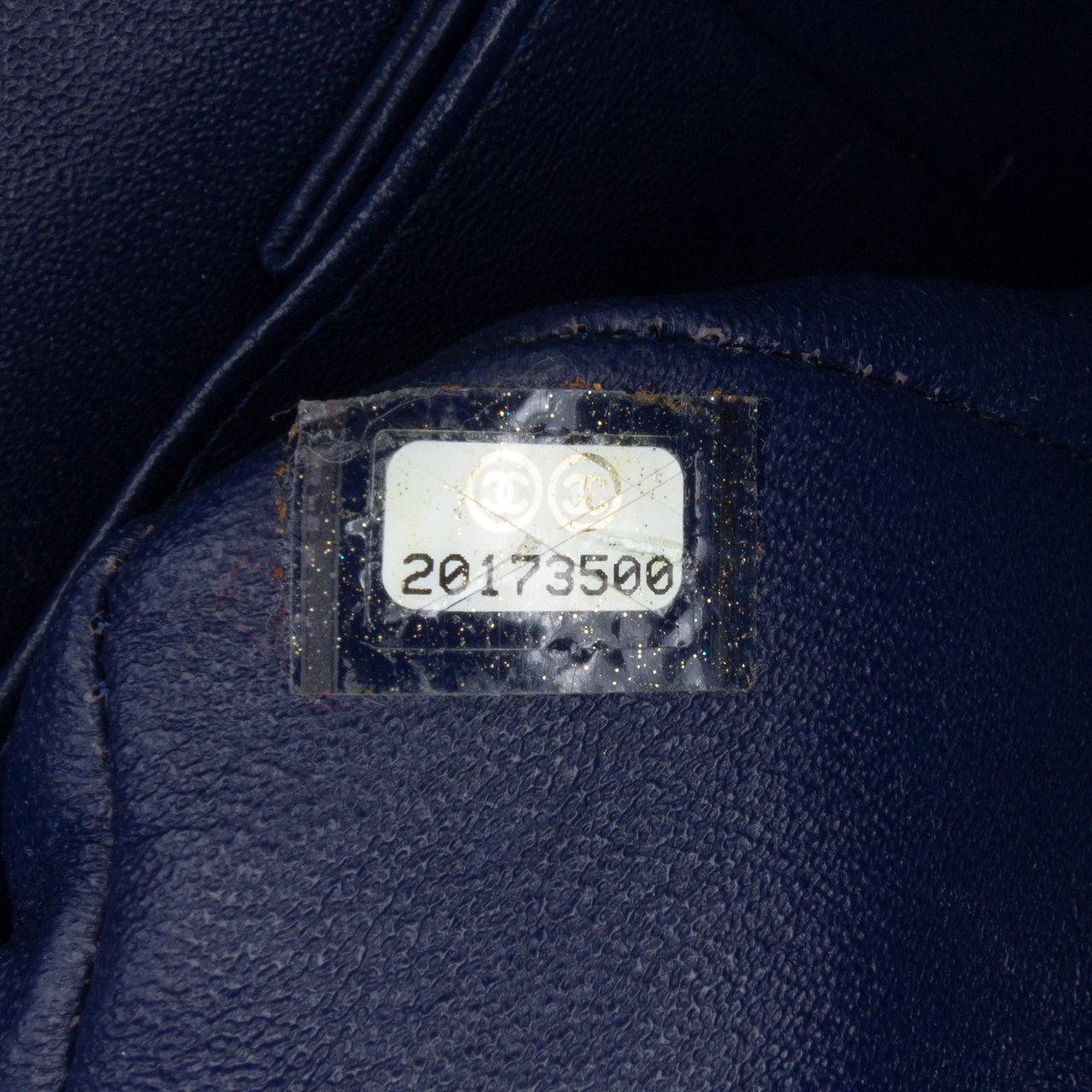 Chanel Medium Classic Velvet Double Flap Blauw