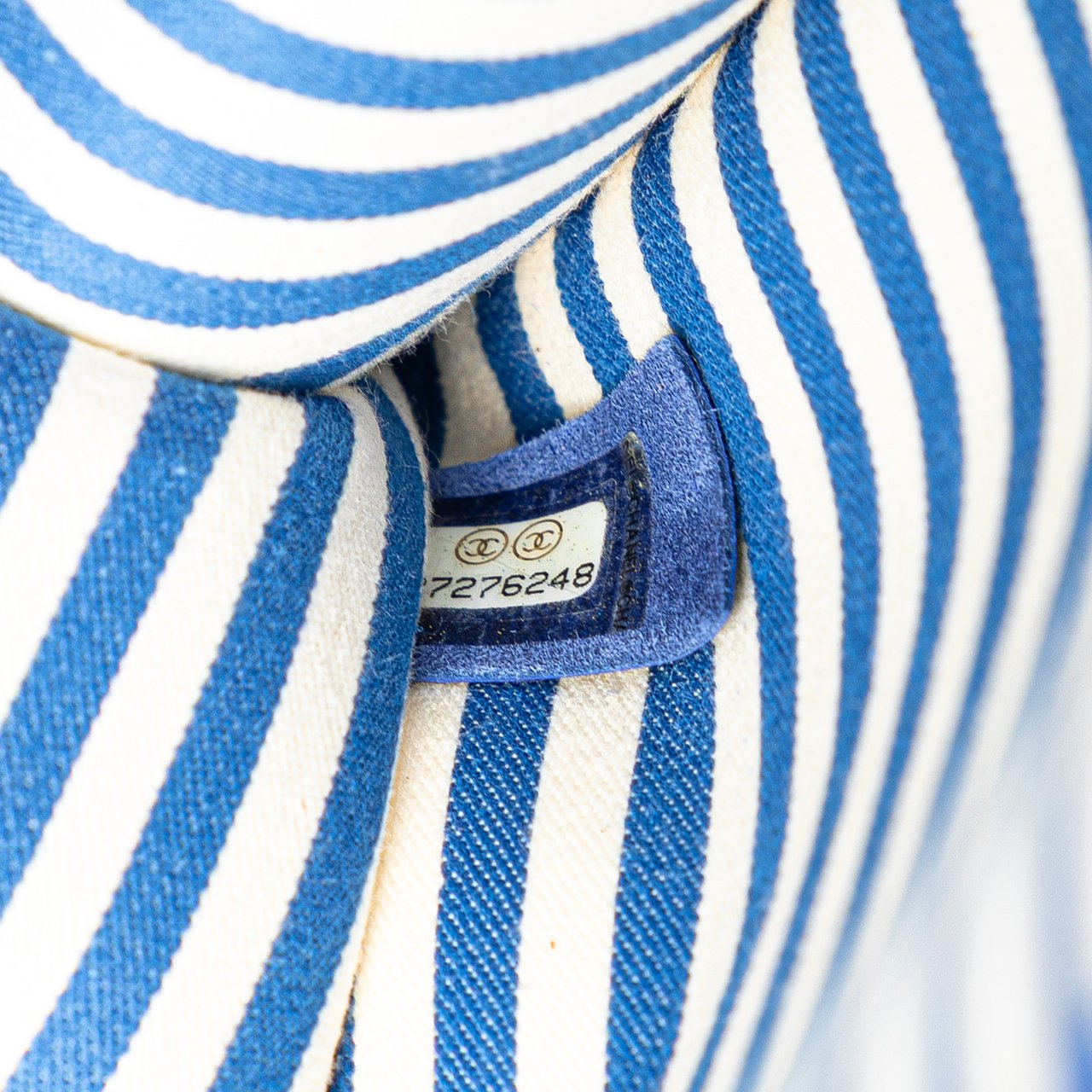 Chanel Chevron Calfskin Coco Envelope Shoulder Bag Blauw