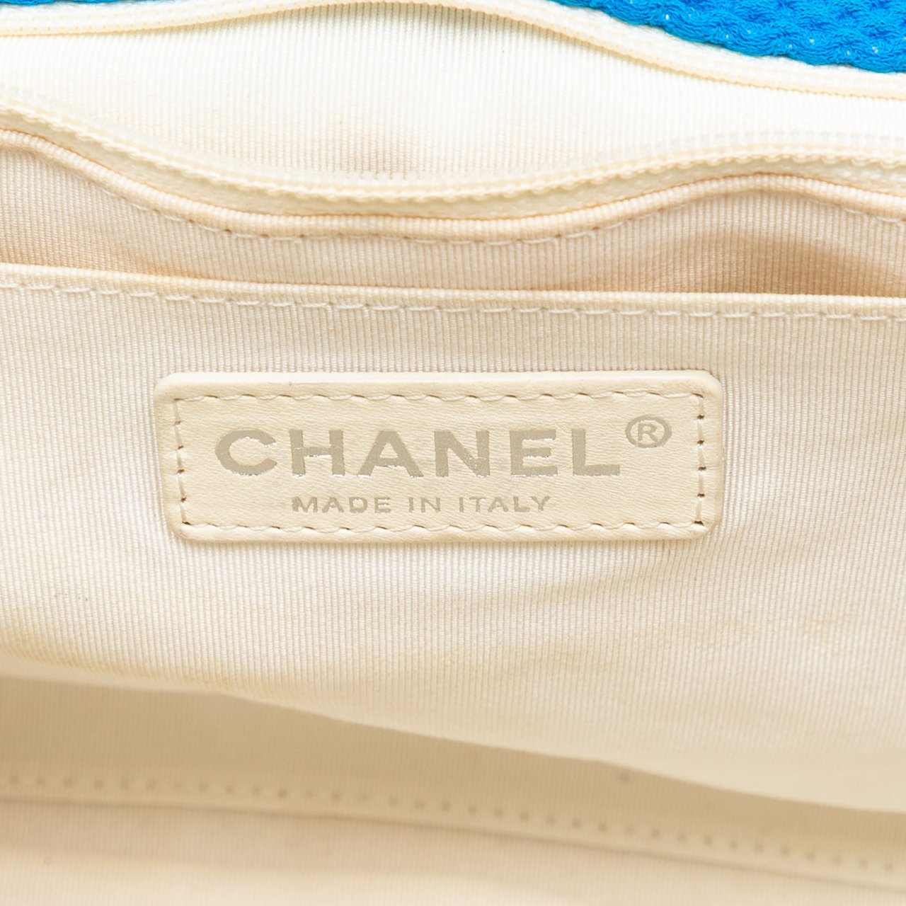 Chanel Medium Quilted Perforated Jersey Single Flap Blauw