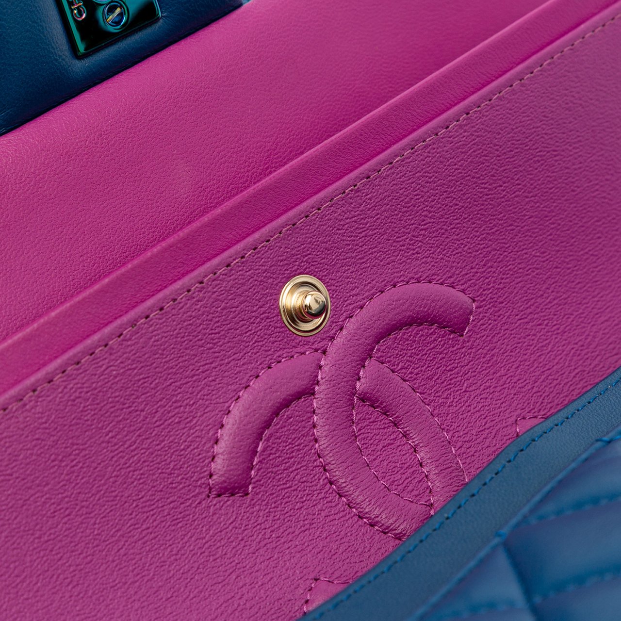 Chanel Small Classic Lambskin Rainbow Double Flap Blauw