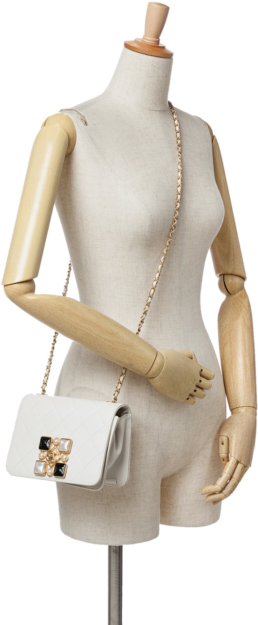 Chanel Small CC Quilted Calfskin Crystal Pearl Full Flap Wit