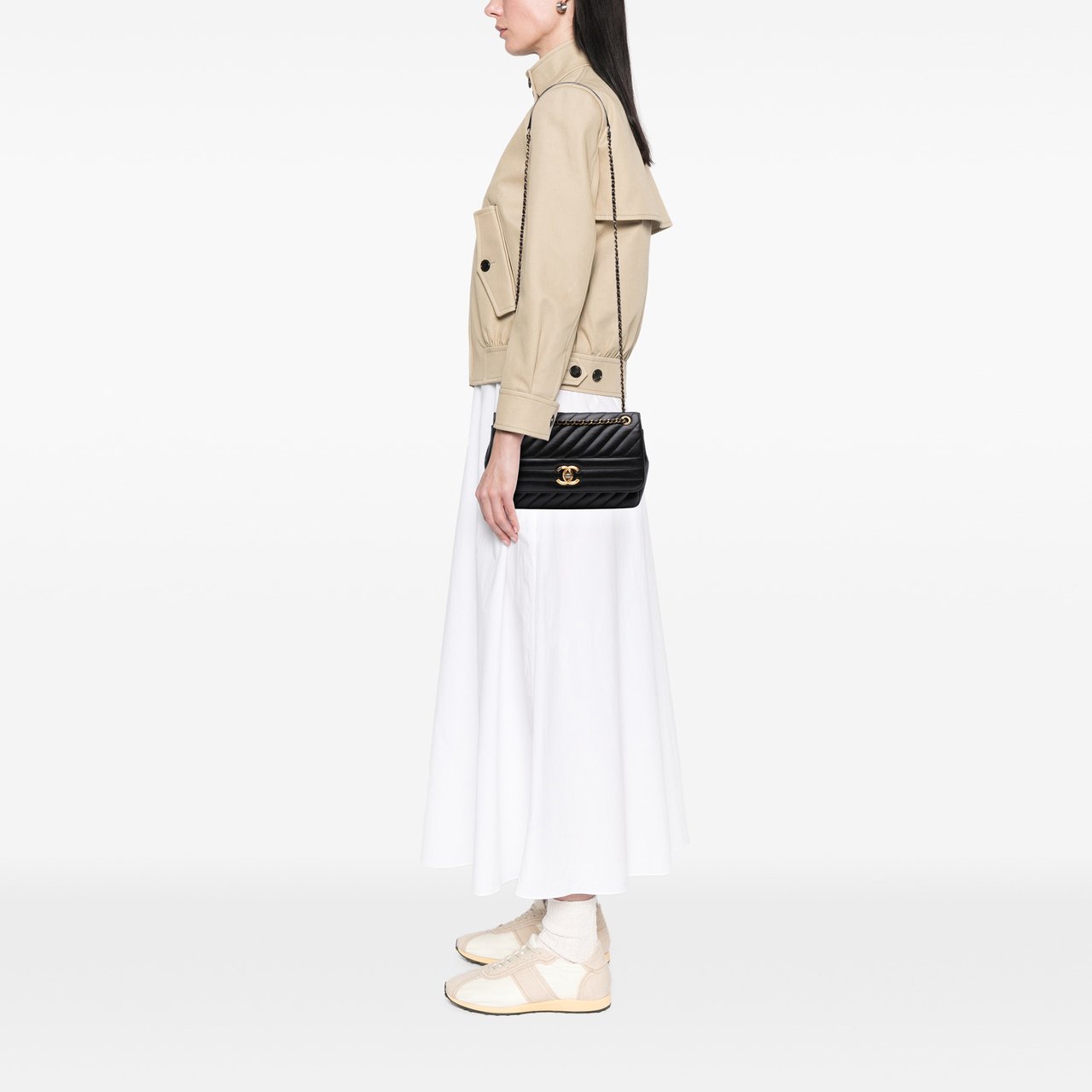 Chanel Medium Diagonal Quilted Goatskin Flap Zwart