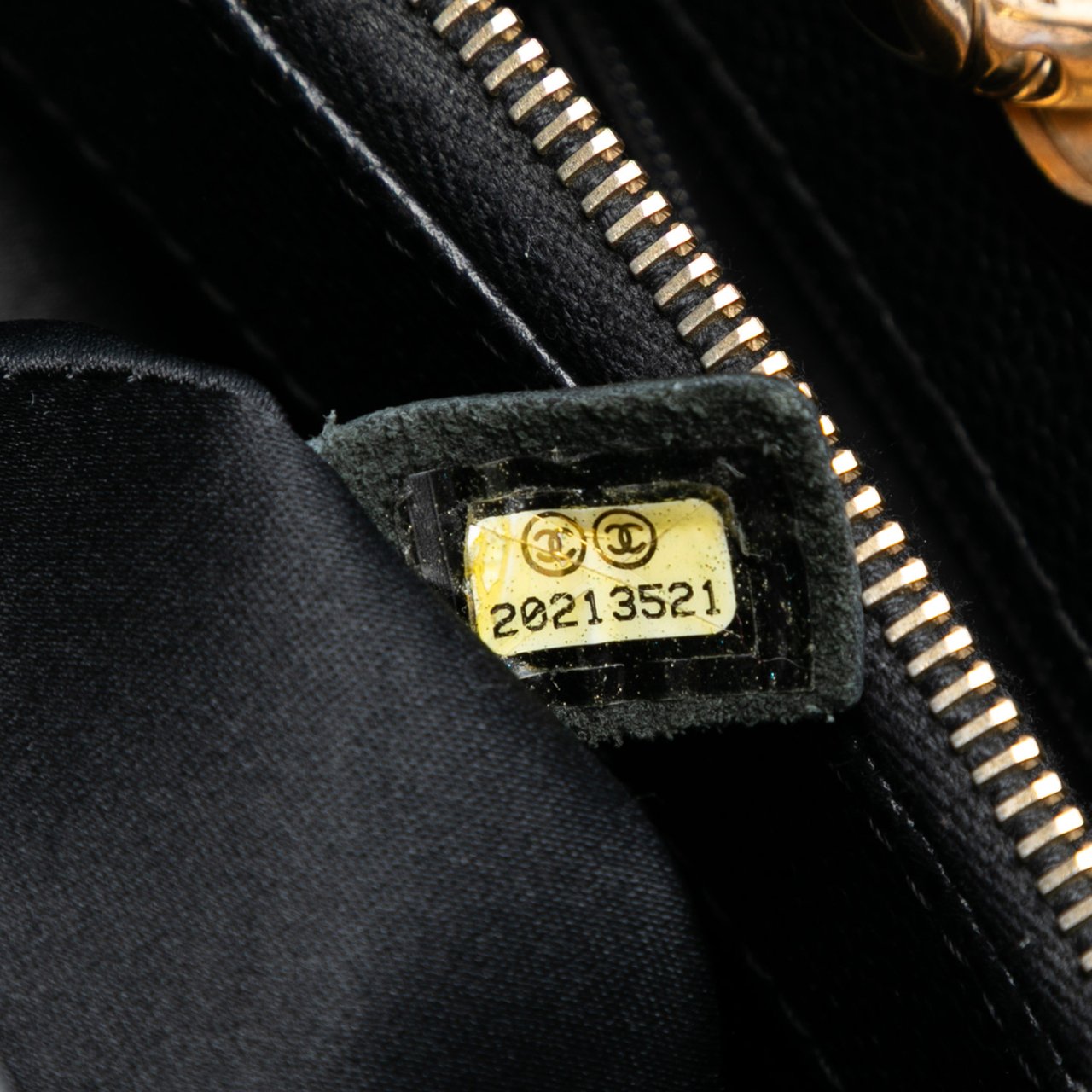Chanel Caviar Grand Shopping Tote Zwart
