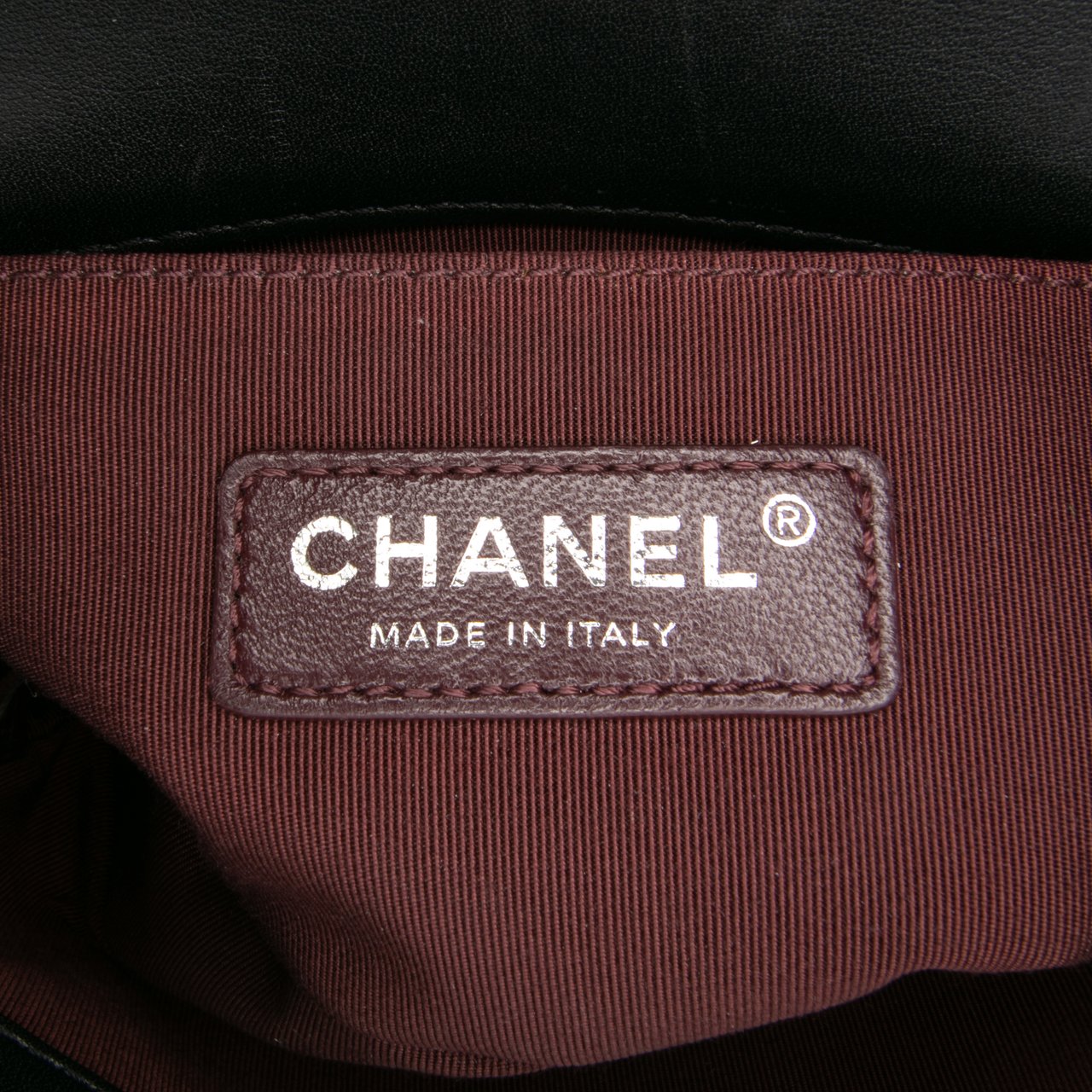 Chanel Small Bicolor Woven Calfskin Boy Flap Zwart