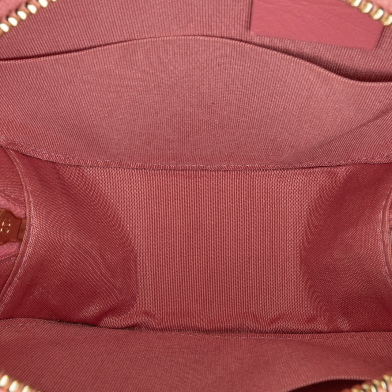 Chanel CC Quilted Lambskin Pearl Crush Round Clutch with Chain Roze
