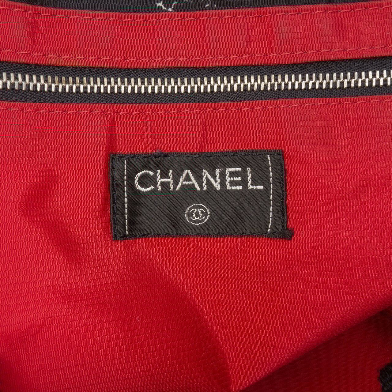 Chanel Old Travel Line Nylon Tote Zwart