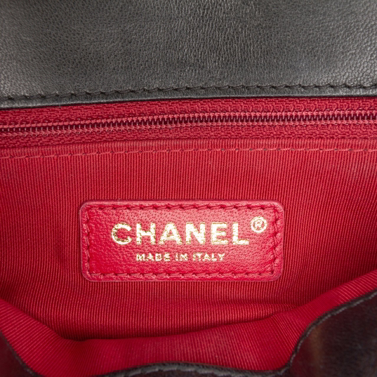 Chanel Small Quilted Lambskin CC Coin Flap Zwart