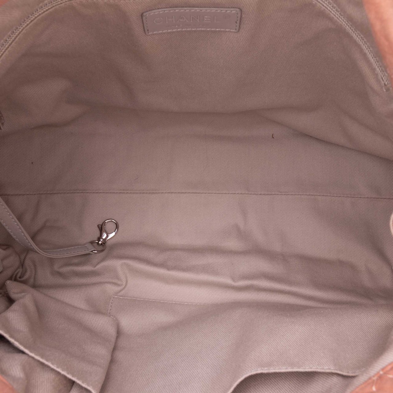 Chanel Small Iridescent Calfskin Sea Hit Tote Bruin
