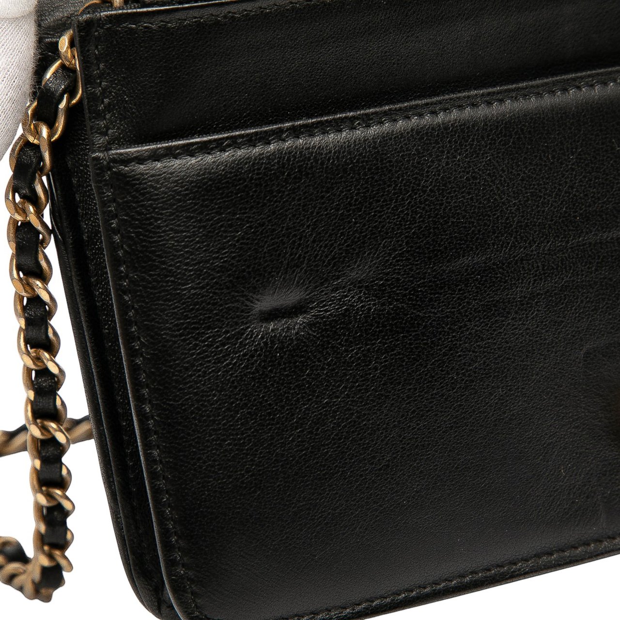 Chanel Lambskin Pyramid Wallet On Chain Zwart