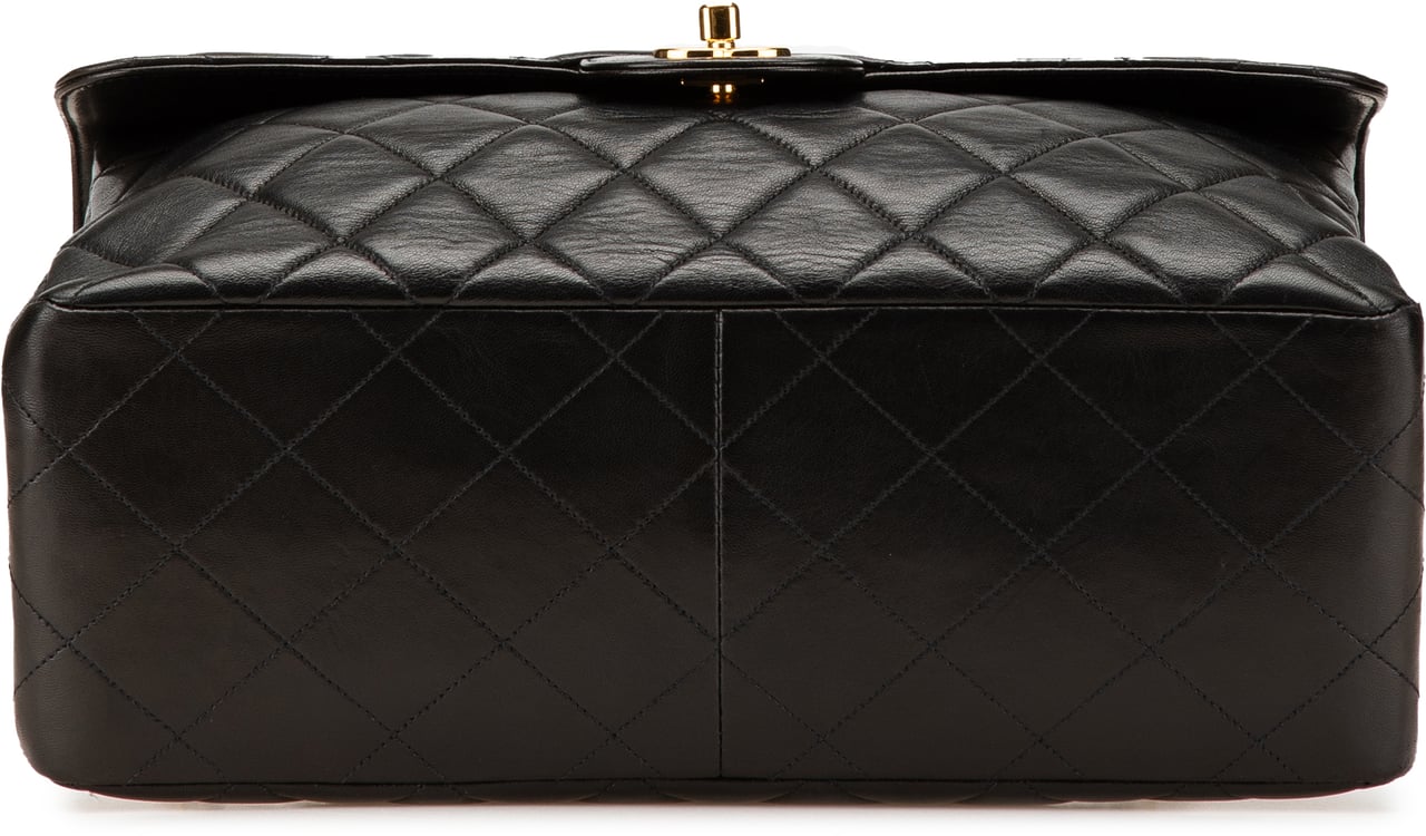 Chanel Jumbo Lambskin Double Sided Flap Zwart