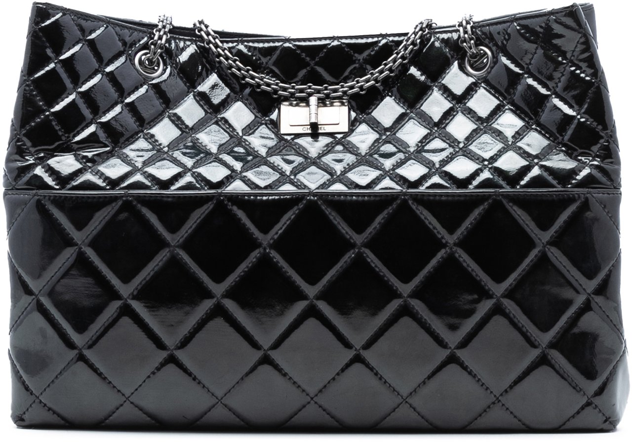 Chanel Quilted Patent Reissue 2.55 Tote Zwart