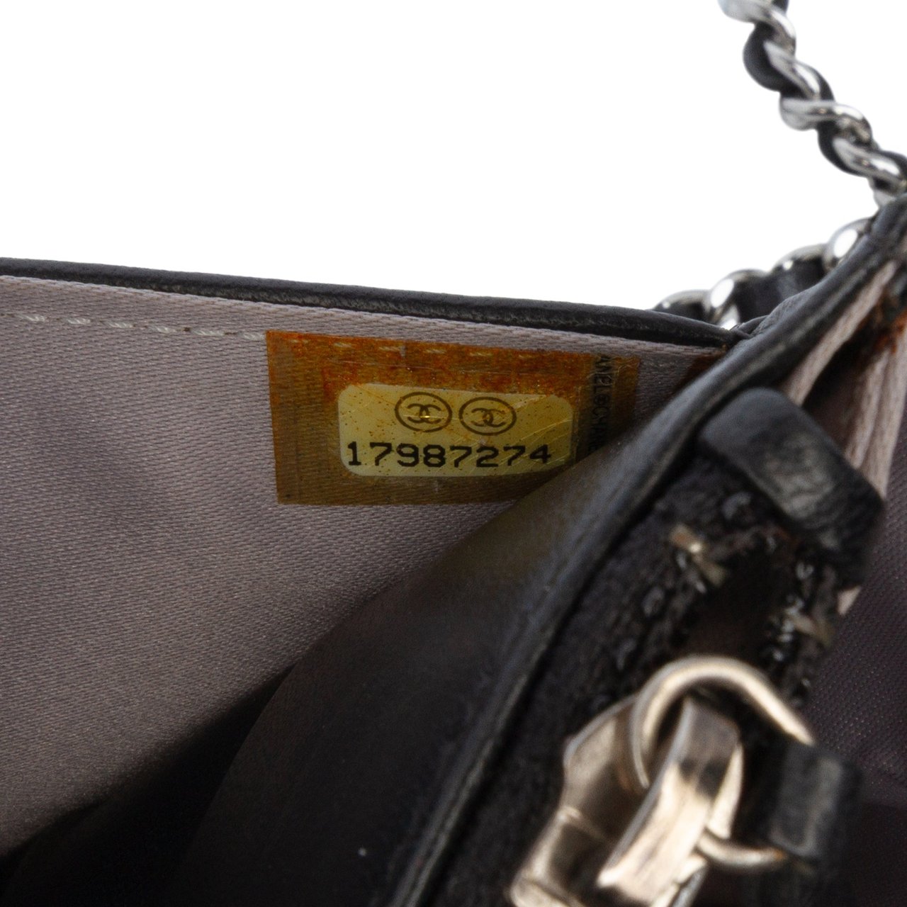 Chanel Camellia Embossed Lambskin Wallet On Chain Zwart