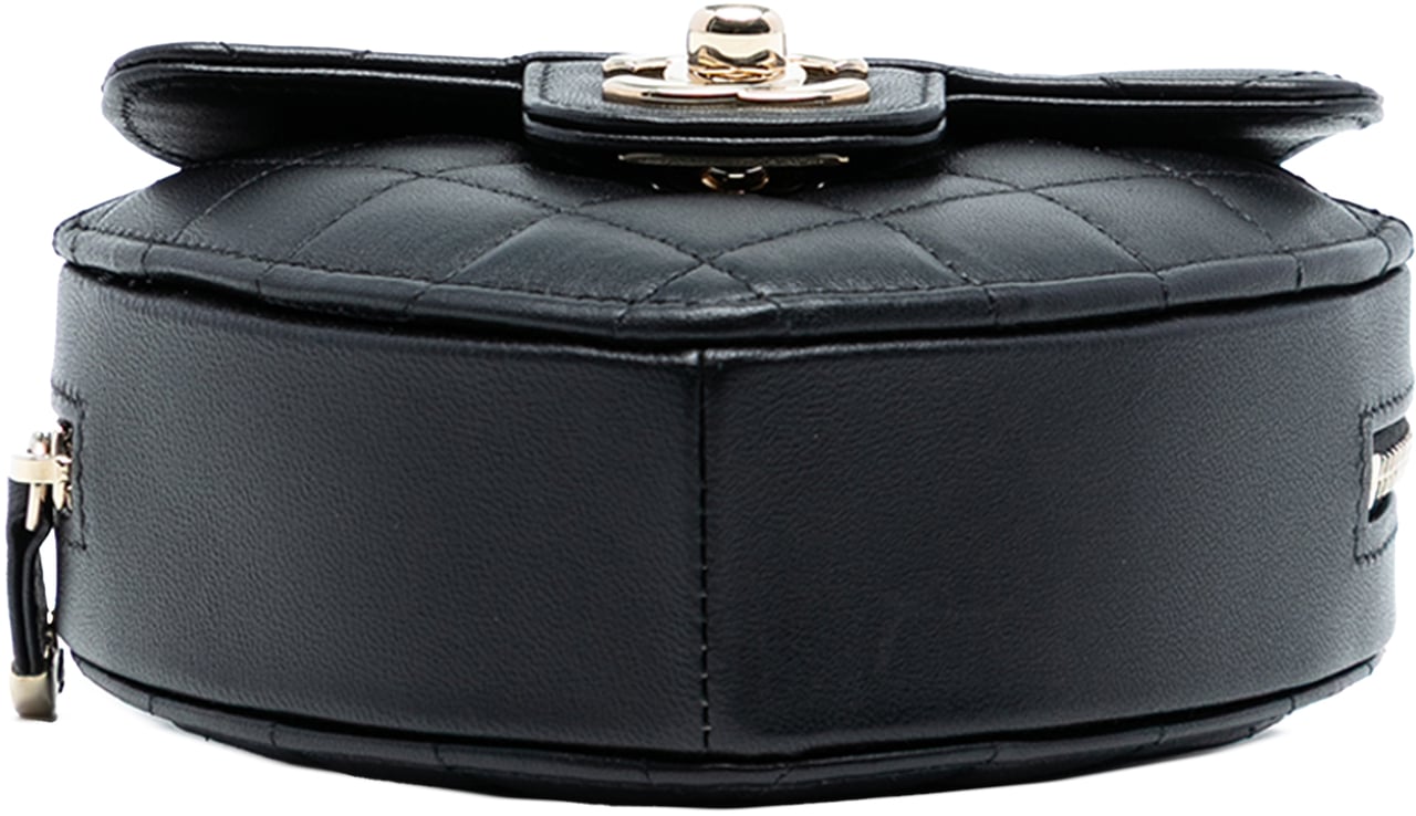 Chanel Mini Lambskin CC in Love Heart Crossbody Zwart