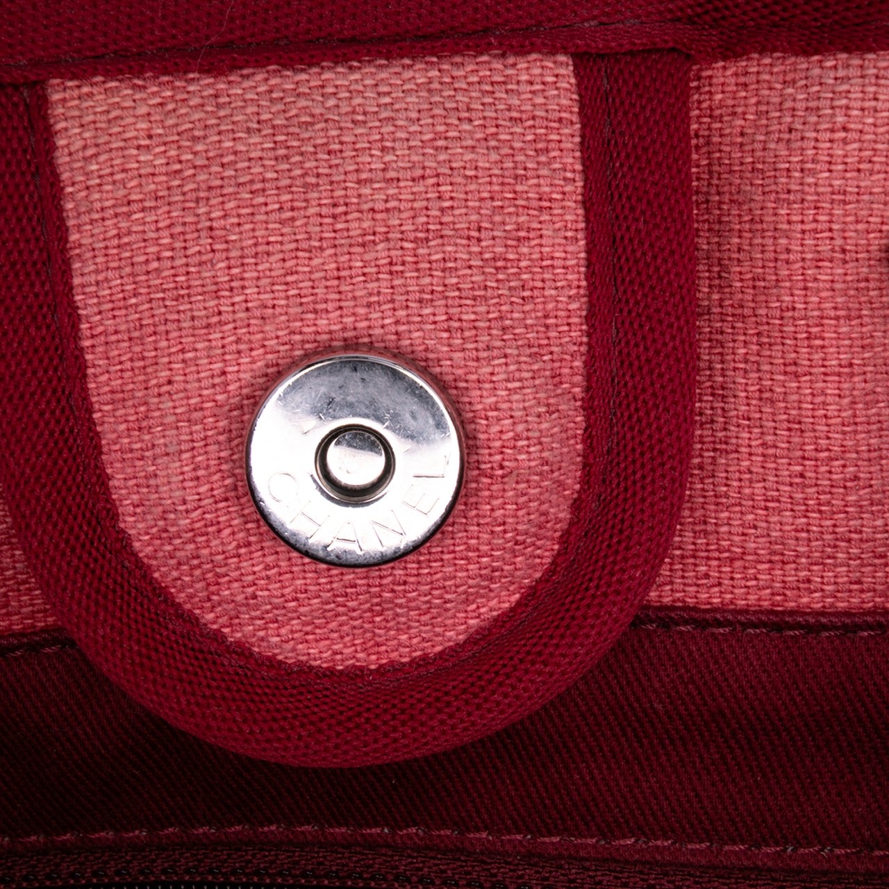 Chanel Mini Canvas Deauville Tote Rood