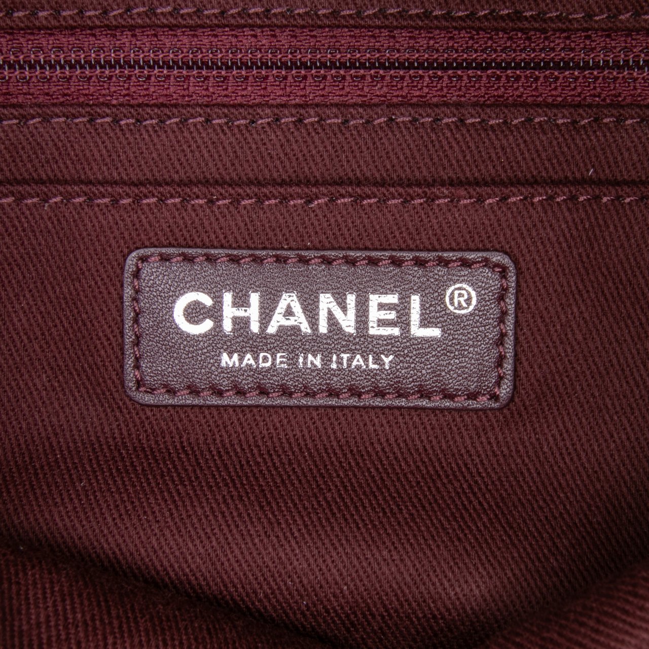 Chanel Quilted Glazed Calfskin Coco Pleats Clutch Roze