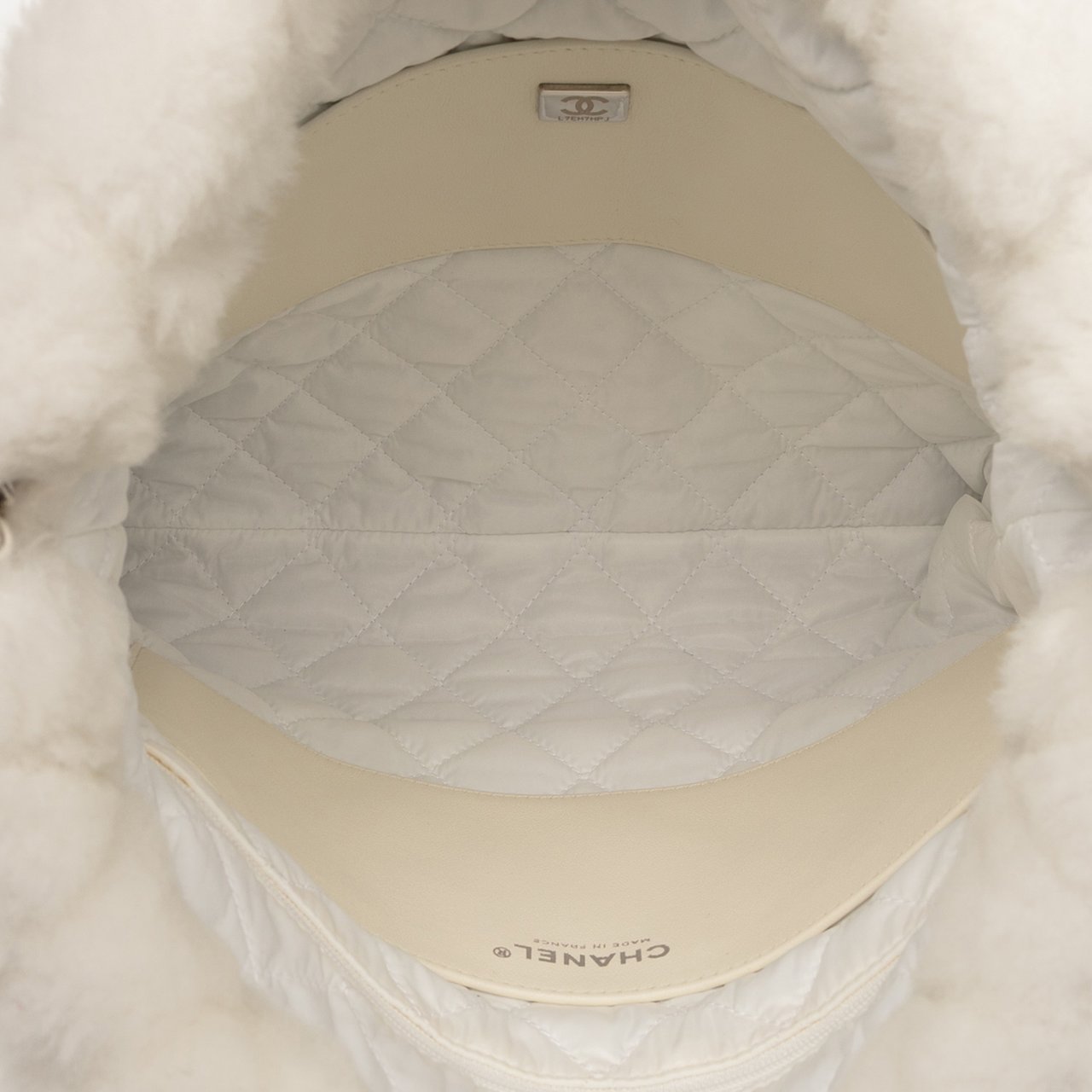 Chanel CC Shearling Coco Neige Backpack Wit