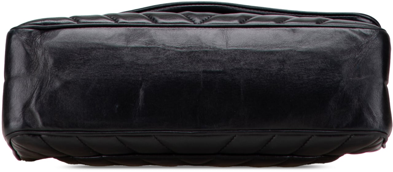 Chanel Jumbo Chevron Lambskin Leo Lion Flap Zwart