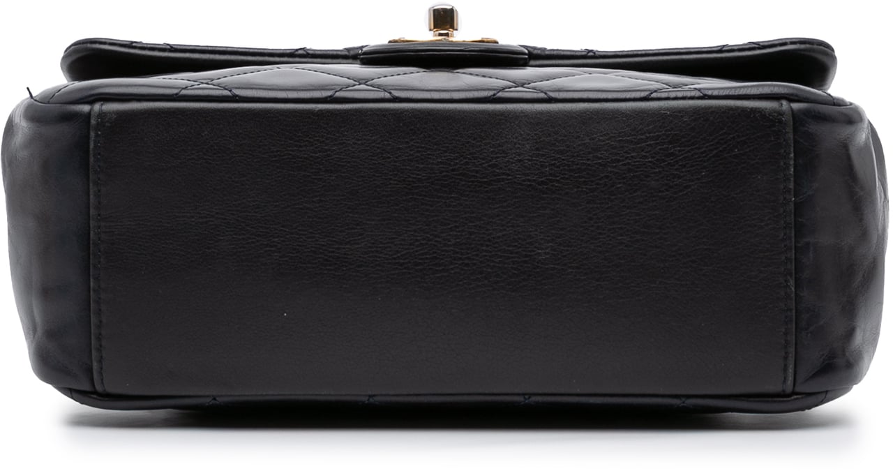 Chanel Medium Quilted Glazed Calfskin Gold Bar Top Handle Flap Blauw