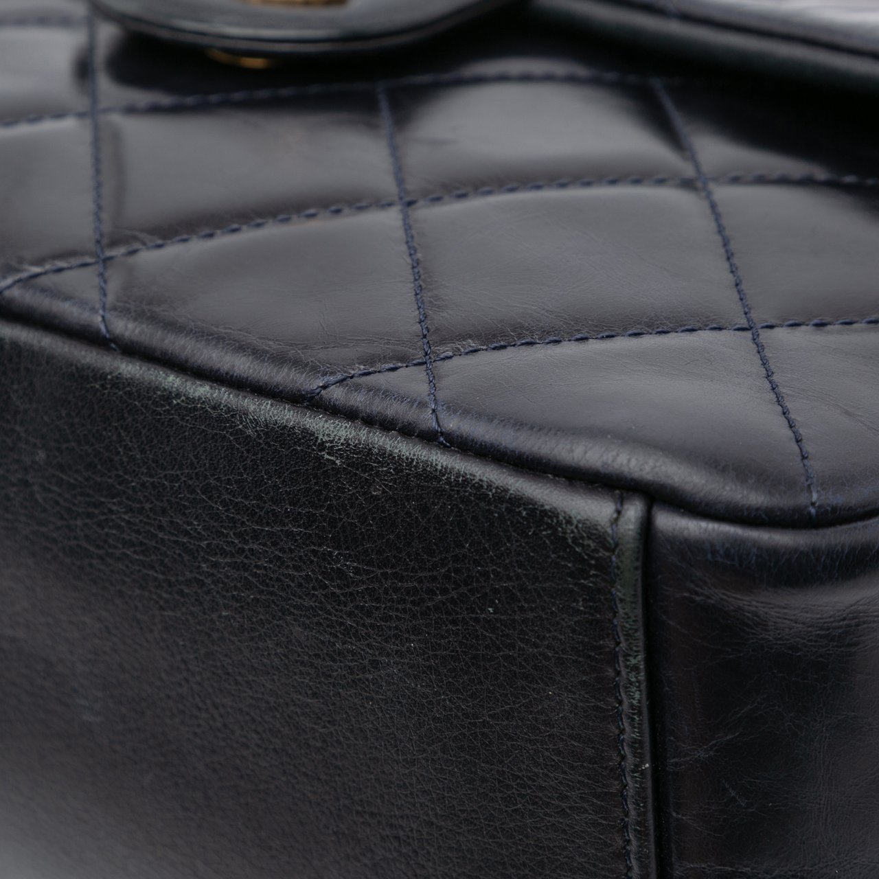 Chanel Medium Quilted Glazed Calfskin Gold Bar Top Handle Flap Blauw