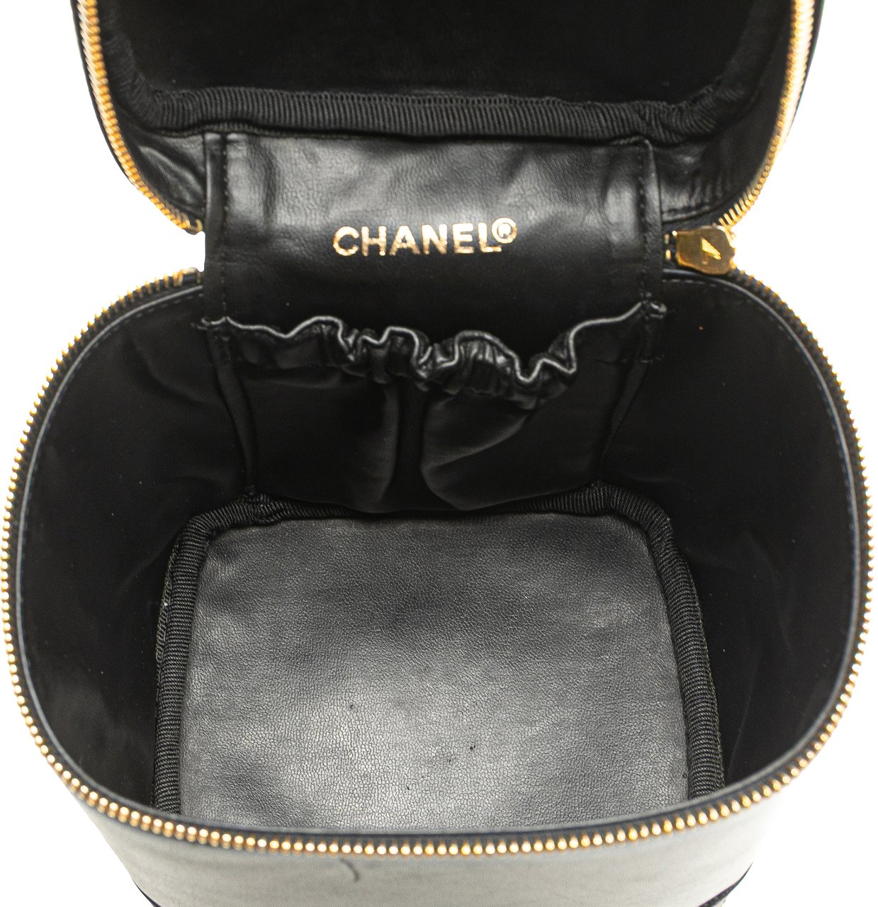 Chanel CC Lambskin Vanity Case Zwart