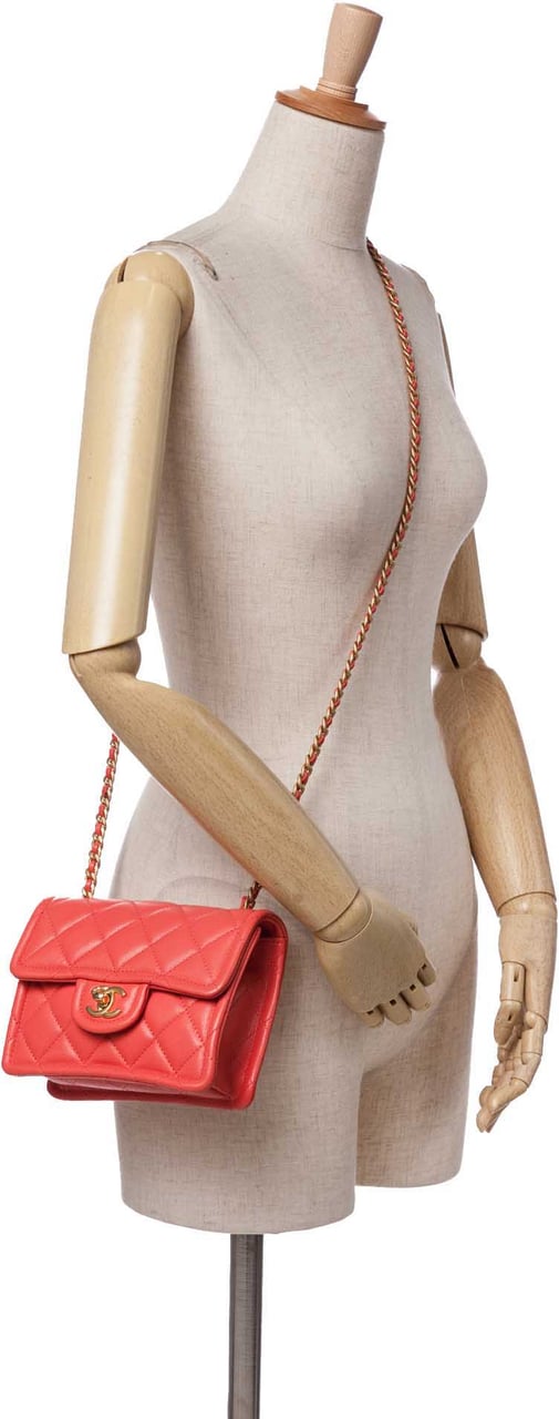 Chanel Mini Quilted Caviar Sweet Classic Flap Rood